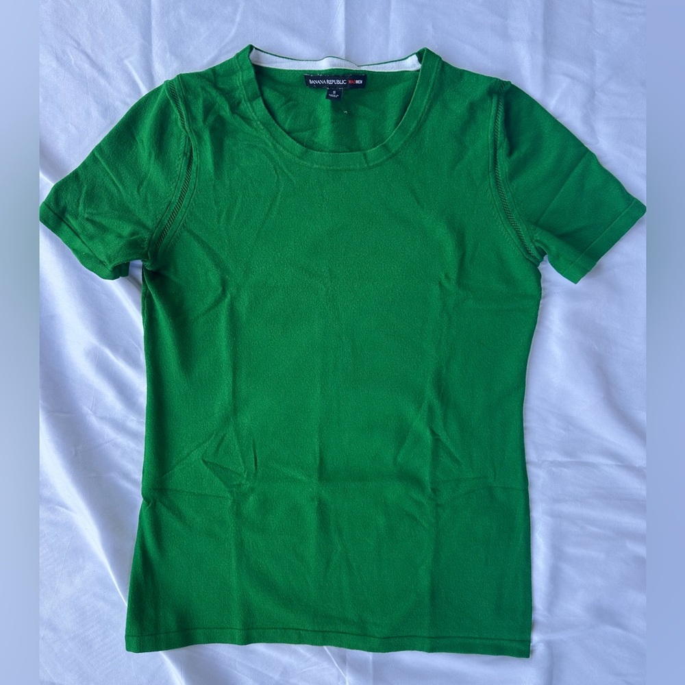 Banana Republic Vibrant Green Short Sleeve Tee